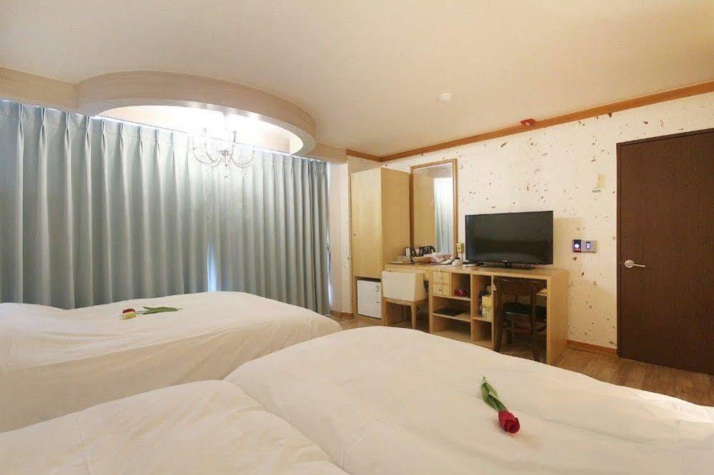 Jeonju Tourist Hotel Eksteriør bilde