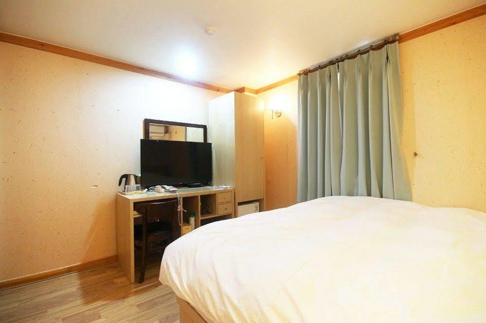 Jeonju Tourist Hotel Eksteriør bilde